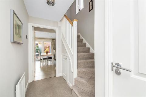 38 Longbridge Drive, Easingwold, York, YO61 3FH