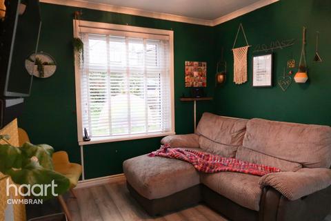 27 Channel View, Penygarn, Pontypool, NP4 8BN
