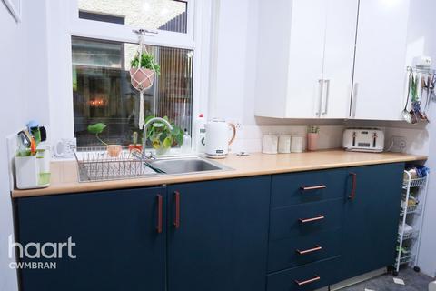 27 Channel View, Penygarn, Pontypool, NP4 8BN