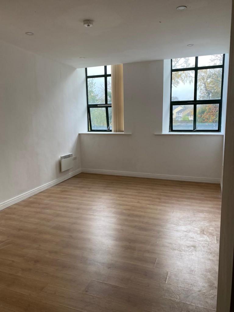 Ingrow mill, Ingrow lane, KEIGHLEY BD21 1 bed flat £375 pcm (£87 pw)