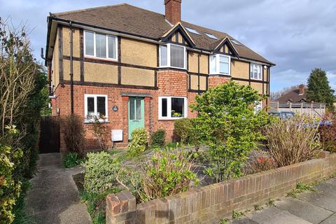 1 West Close, Cockfosters, Barnet, EN4 0AT