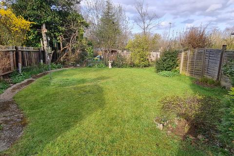 1 West Close, Cockfosters, Barnet, EN4 0AT