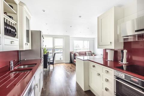 Flat 8, 1 Aveley Walk, Reading, RG2 0AP