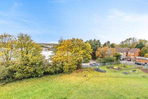 Flat 8, 1 Aveley Walk, Reading, RG2 0AP