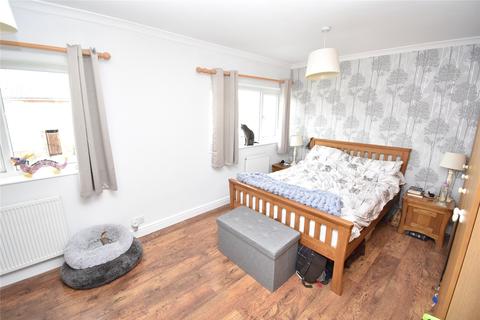 80 Blackthorn Road, Houghton Regis, Dunstable, LU5 5JP