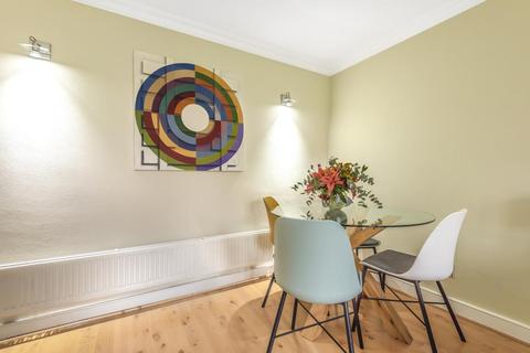 13, Bedford Court Grena Road, Richmond, TW9 1XT