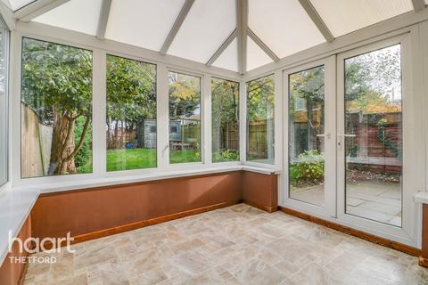 38 Canons Close, Thetford, IP24 3PW