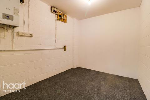 38 Canons Close, Thetford, IP24 3PW