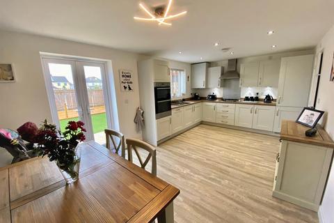 36 Brunel Road, Cam, Dursley, GL11 5DE