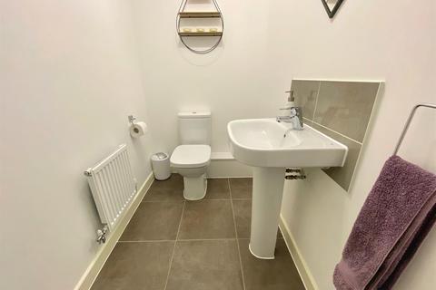 36 Brunel Road, Cam, Dursley, GL11 5DE