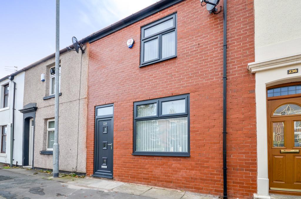 Bolton Road, Ewood, Blackburn 2 bed terraced house £550 pcm (£127 pw)