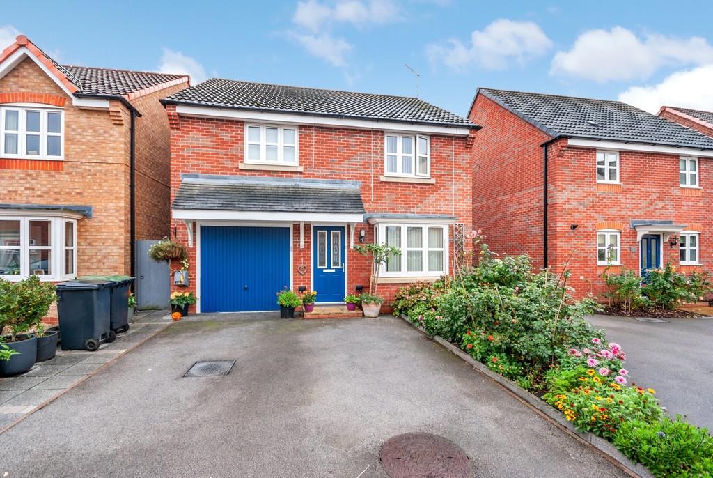 Octavian Crescent, North Hykeham 4 bed detached house £260,000