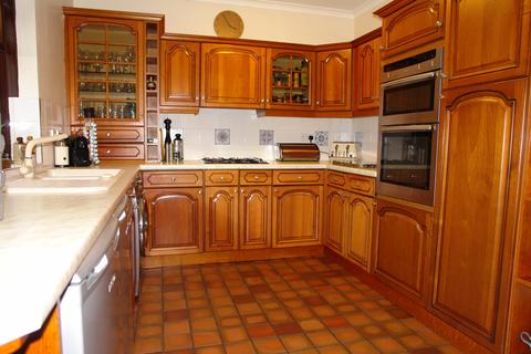 507 Broadway, Chadderton, Oldham, OL9 9NR