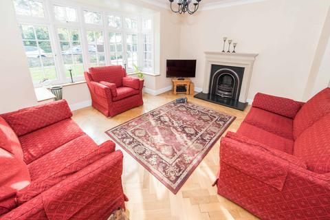 63 The Drive, Wallington, SM6 9ND