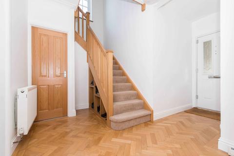 63 The Drive, Wallington, SM6 9ND