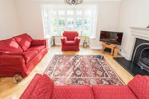 63 The Drive, Wallington, SM6 9ND