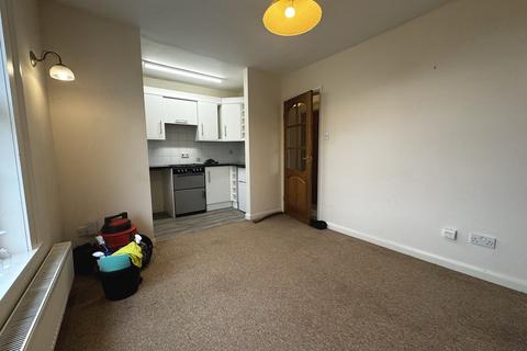 2 bedroom apartment to rent, The Street, Raydon