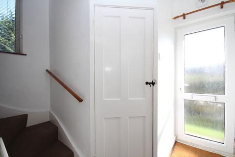 20 Wealden Close, Crowborough, TN6 2ST