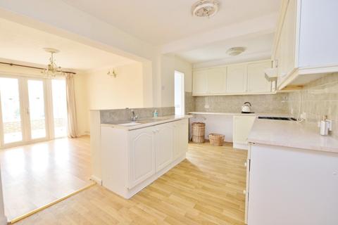 3 Knockholt Road, Halstead, Sevenoaks, TN14 7ET
