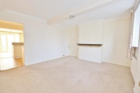3 Knockholt Road, Halstead, Sevenoaks, TN14 7ET