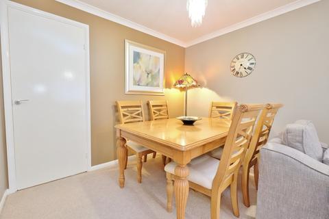 23 Taylor Close, Orpington, BR6 9UH