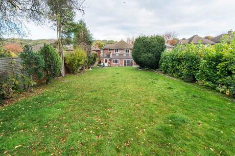 55 Elmfield Way, South Croydon, CR2 0EJ