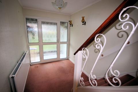 2 Barnfield, Nottingham, NG11 7DT