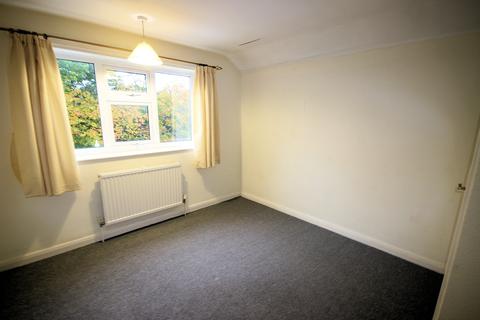 2 Barnfield, Nottingham, NG11 7DT