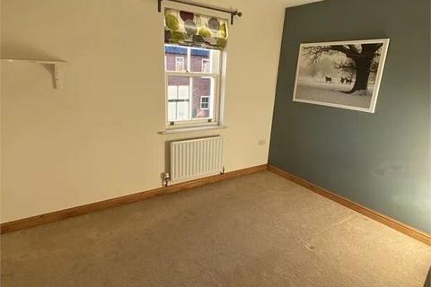 2 bedroom terraced house to rent, Friary Mews , Newark, Nottinghamshire.
