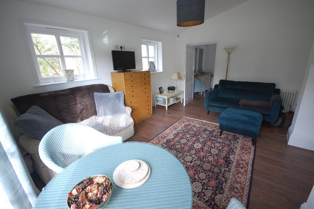 Castlethorpe, Brigg DN20 9LG 3 bed barn conversion £450,000