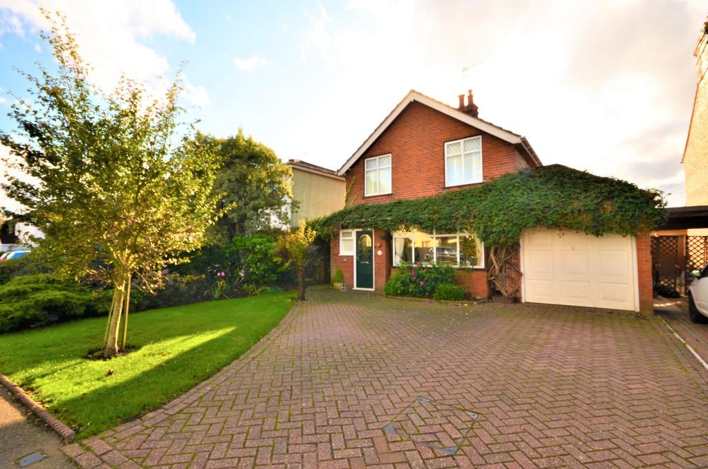 King Harold Road, Prettygate, CO3 4SB 4 bed detached house £410,000