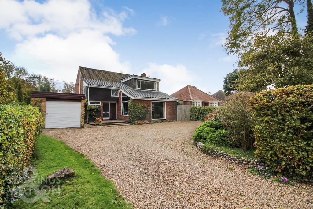 Caistor Lane, Caistor St. Edmund, Norwich 4 bed detached house £425,000
