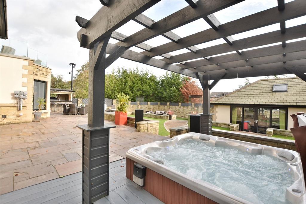 Jacuzzi Area
