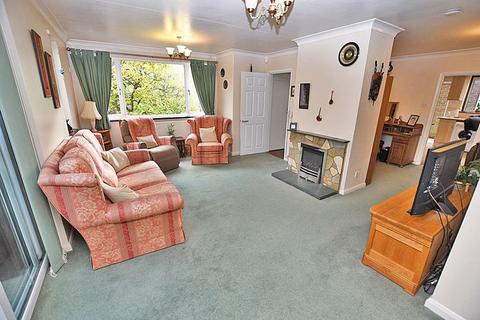 2 Boxley Close, Penenden Heath, Maidstone, ME14 2DJ