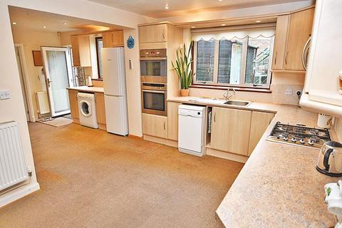 2 Boxley Close, Penenden Heath, Maidstone, ME14 2DJ