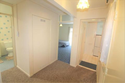 Flat 2, Uppingham Court Barnard Avenue, Ely, Cardiff, CF5 5AZ