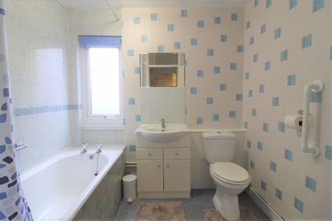 Flat 2, Uppingham Court Barnard Avenue, Ely, Cardiff, CF5 5AZ