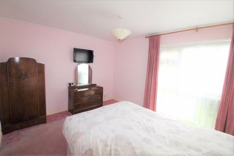 Flat 2, Uppingham Court Barnard Avenue, Ely, Cardiff, CF5 5AZ