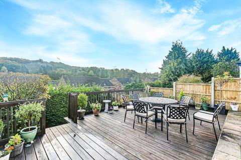 72 Nightingale Road, South Croydon, CR2 8PT
