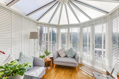 72 Nightingale Road, South Croydon, CR2 8PT