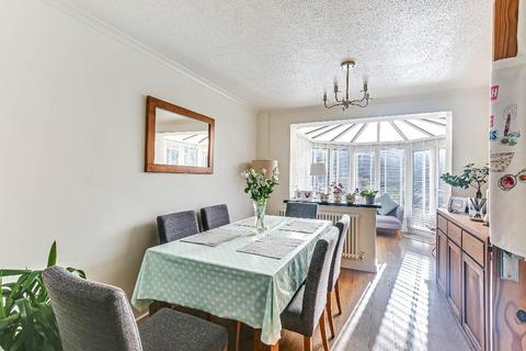 72 Nightingale Road, South Croydon, CR2 8PT