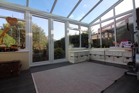 10 Lipgate Place, Portishead, Bristol, BS20 6QN