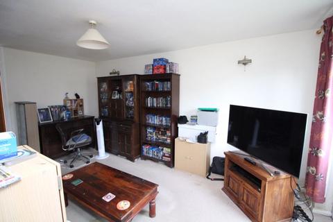 2 Blandford Close, Nailsea, Bristol, BS48 2QQ