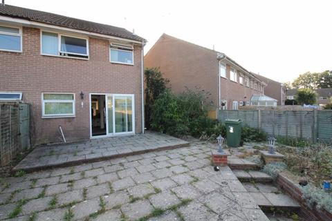 2 Blandford Close, Nailsea, Bristol, BS48 2QQ