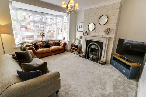 48 Elms Drive, Kirk Ella, Hull, HU10 7QJ