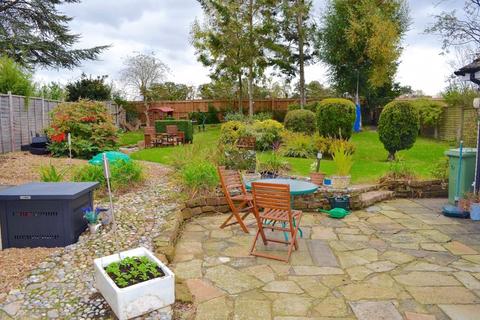 37 Coverside Road, Great Glen, Leicester, LE8 9EB