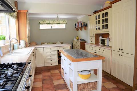 37 Coverside Road, Great Glen, Leicester, LE8 9EB