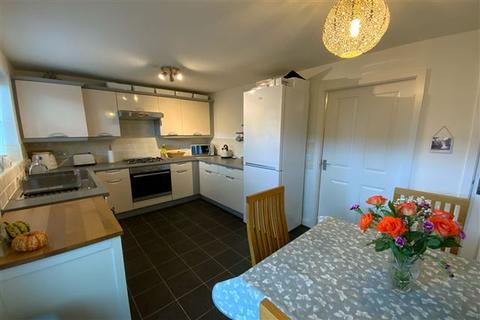 18 Middlepeak Way, Handsworth, Sheffield, S13 9DL