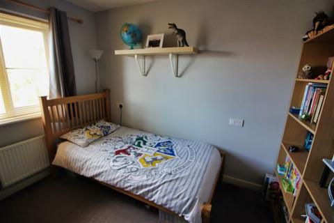 18 Middlepeak Way, Handsworth, Sheffield, S13 9DL