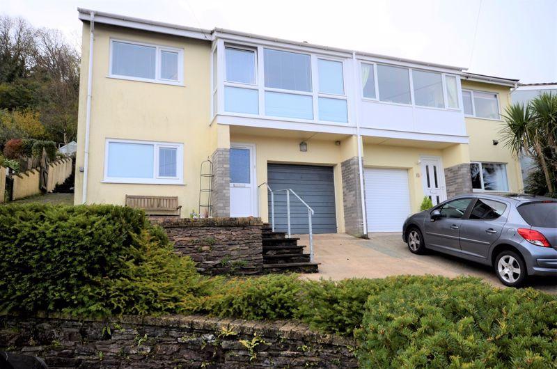 OCEAN VIEW DRIVE, BRIXHAM 2 bed semidetached house £269,950